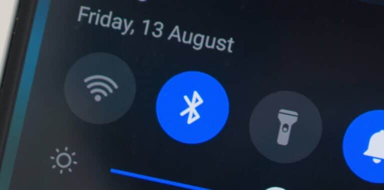 Tips Ampuh untuk Memperpanjang Umur Baterai HP, Matikan Fitur yang Nggak Diperlukan seperti Mematikan Bluetooth