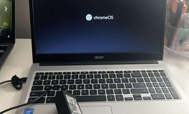 Gambar 3. Cara reset chromebook dengan hard reset