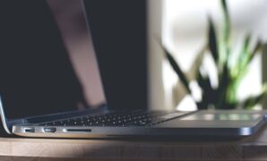 Cara Mencerahkan Layar Laptop Windows, 7 Cara Mencerahkan Layar Laptop Windows