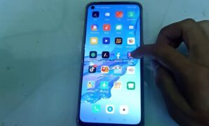 Gambar 1. 6 Cara cek tipe HP Oppo