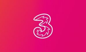 Gambar 1. Cara cek umur kartu tri lewat kode UMB, CS, dan Email