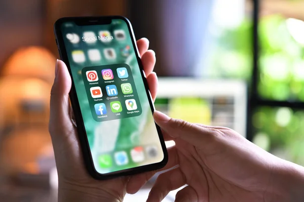 Cara Restart iPhone XR, Cara Restart iPhone XR