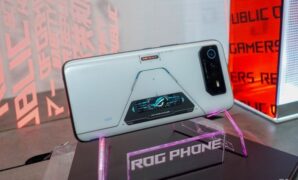 Gambar 1. Harga ROG Phone 6