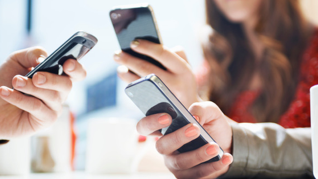 0882 Kartu Apa, 0882 Kartu Apa?