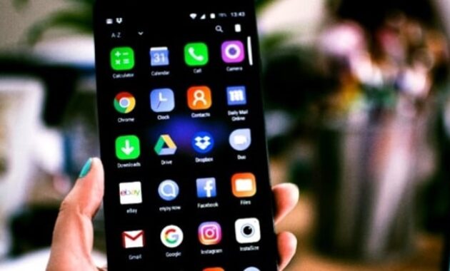 Gambar 3. Batasi aktivitas aplikasi di latar belakang