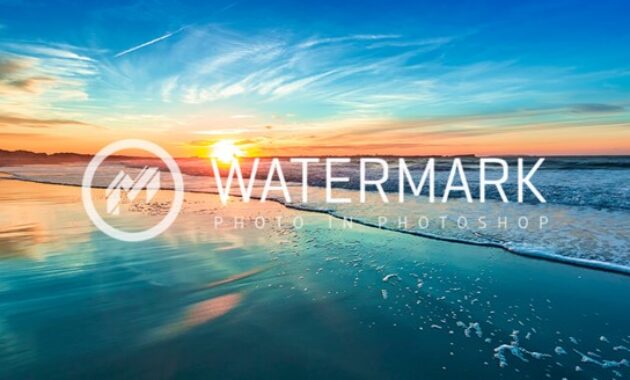 Gambar 2. Watermark di foto