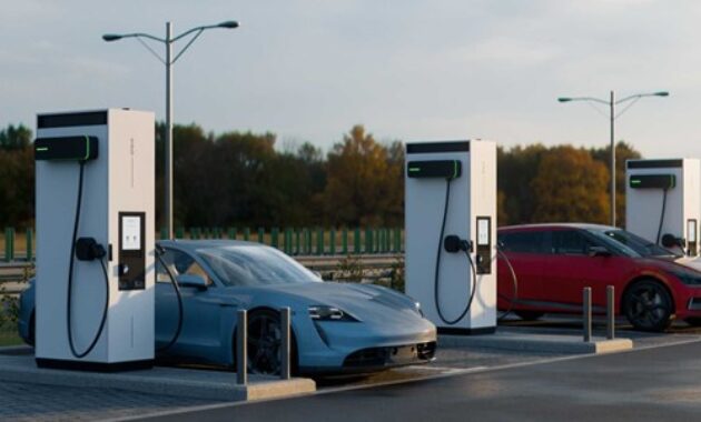 Gambar 2. AI monitoring charging station