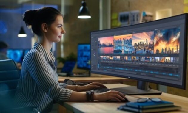 Gambar 1. Monitor ultrawide untuk multitasking
