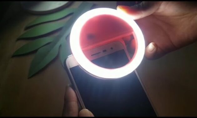 Gambar 2. Aksesori foto HP dengan desain compact dan mudah dibawa