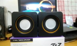 Gambar 1. Speaker USB kecil untuk laptop