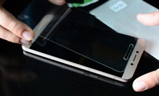 Gambar 2. Kaca privasi HP terbaik