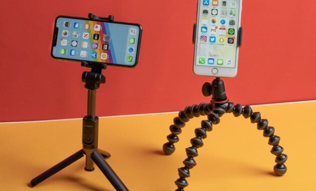 Gambar 3. Stand HP Vlog ringkas dan tripod HP serbaguna vlog