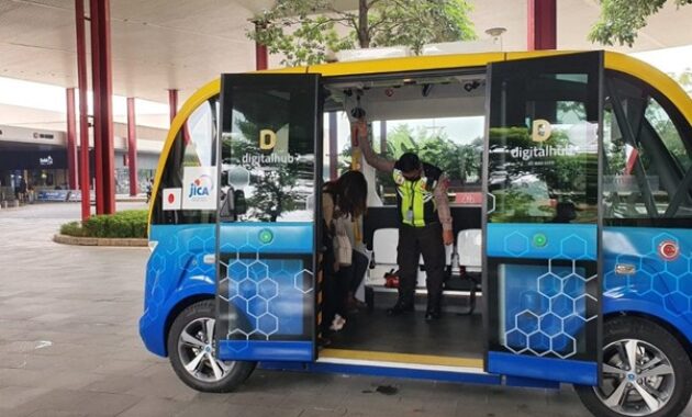 Gambar 2. Kendaraan otonom