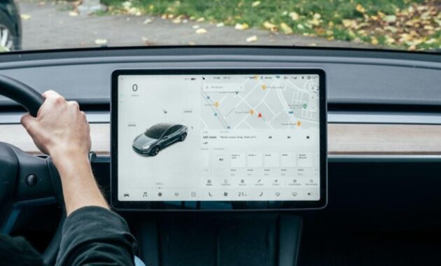 Gambar 3. Pemantauan kendaraan real-time