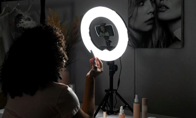 Gambar 1. Tips lighting murah untuk konten kreator