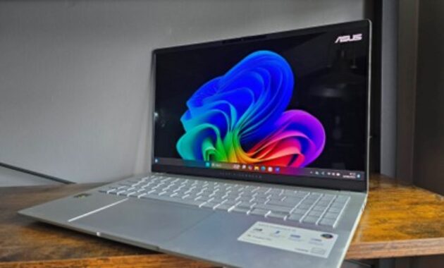 Kelebihan Laptop AI Generasi Windows 12: Era Performa Laptop AI Terbaru dengan Prosesor NPU Laptop AI yang Gak Main-Main! 3 Gambar 3. Manfaat nyata dari gamer hingga kreator