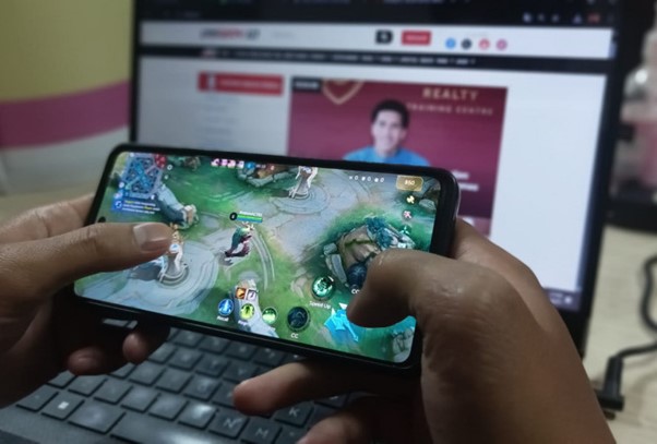 Gambar 1. Spesifikasi HP gaming 2025