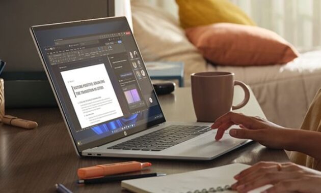 Gambar 2. Kolaborasi antara otak manusia dan AI