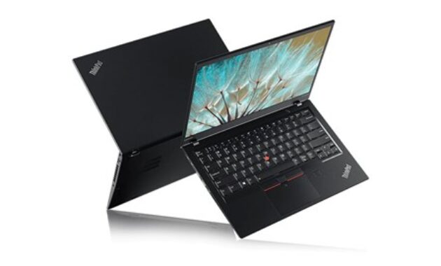 Gambar 1. Perbandingan laptop Dell vs Lenovo dengan Windows 12 Copilot AI