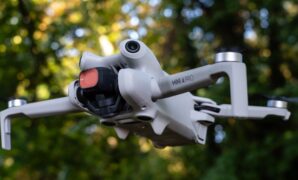 Gambar 1. Drone DJI Mini 4 Pro