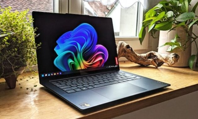 Gambar 3. Lenovo Yoga Copilot Sebagai Teman Kerja Super Efisien