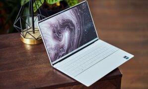 Gambar 1. Notebook Dell XPS