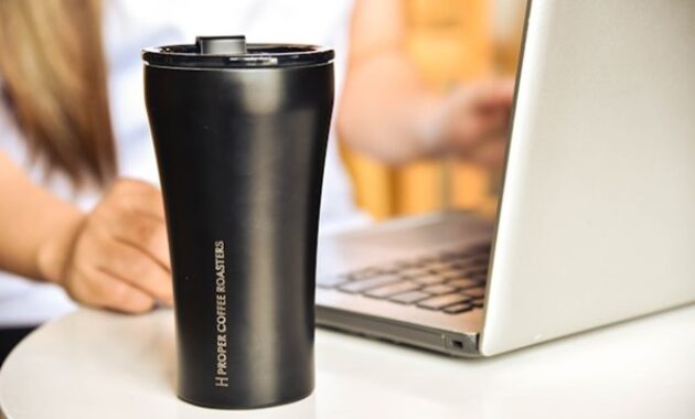 Gambar 1. Tumbler pintar anti tumpah dengan sensor gerak