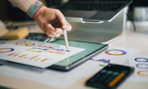 Gambar 1. Content Analyst berbasis data untuk optimasi performa digital