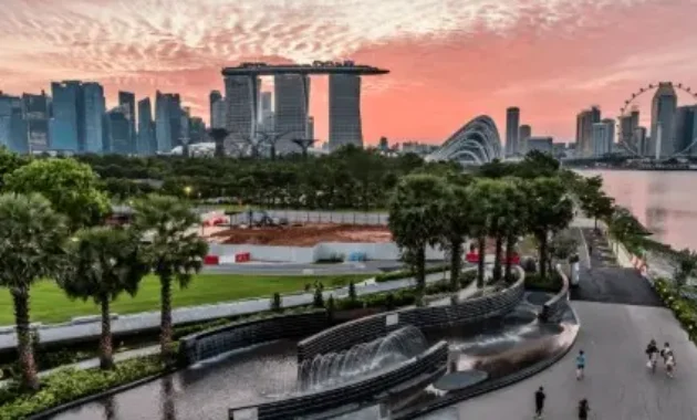 City Room Decisions and Practical Steps 1 City Room Decisions and Practical Steps