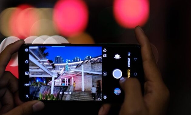Gambar 1. Spesifikasi OPPO untuk fotografi malam hari