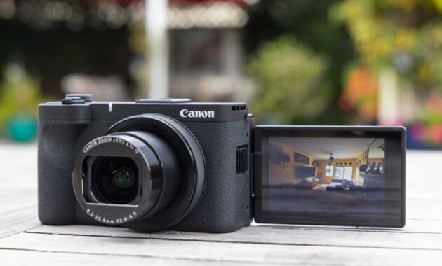 Gambar 1. Kamera dengan fitur touchscreen terbaik untuk vlog