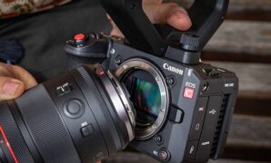 Gambar 1. Kamera dengan teknologi sensor terbaru untuk foto