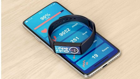 Gambar 1. Teknologi wearable fitness tracker dengan sensor pintar